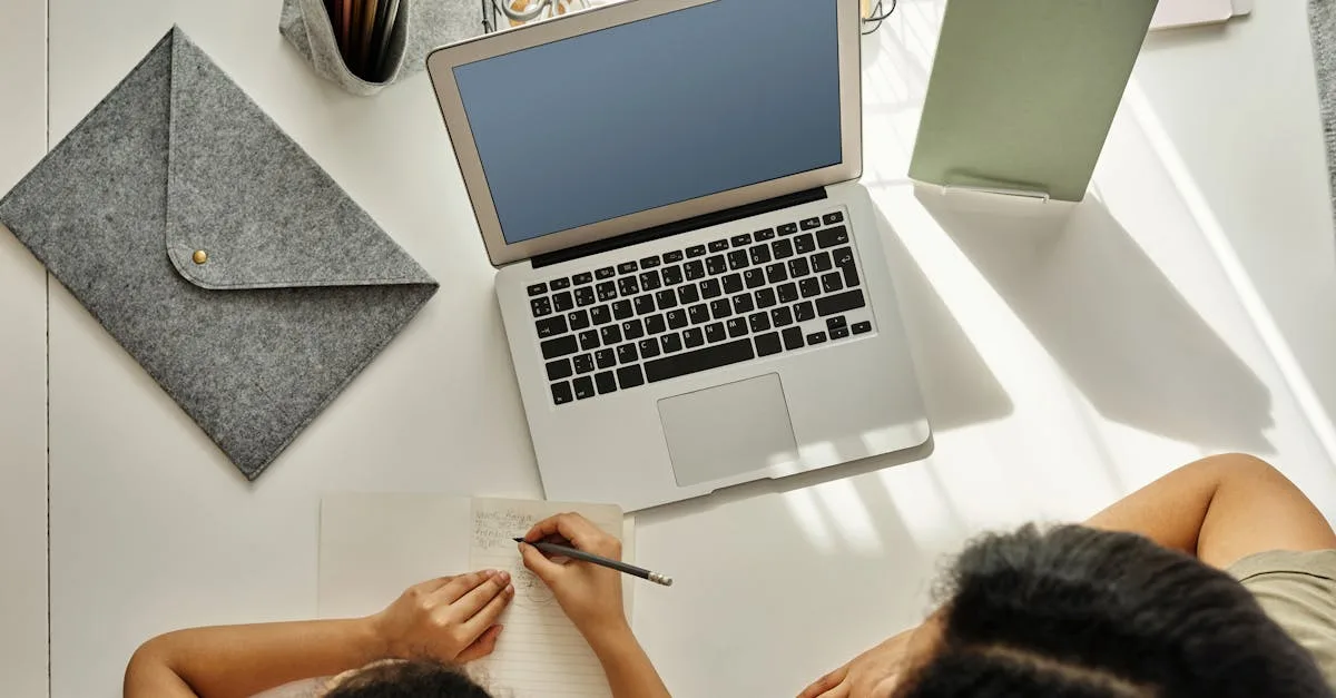 découvrez des astuces efficaces pour organiser votre bureau et optimiser votre espace de travail. transformez votre desk en un environnement ordonné et productif.