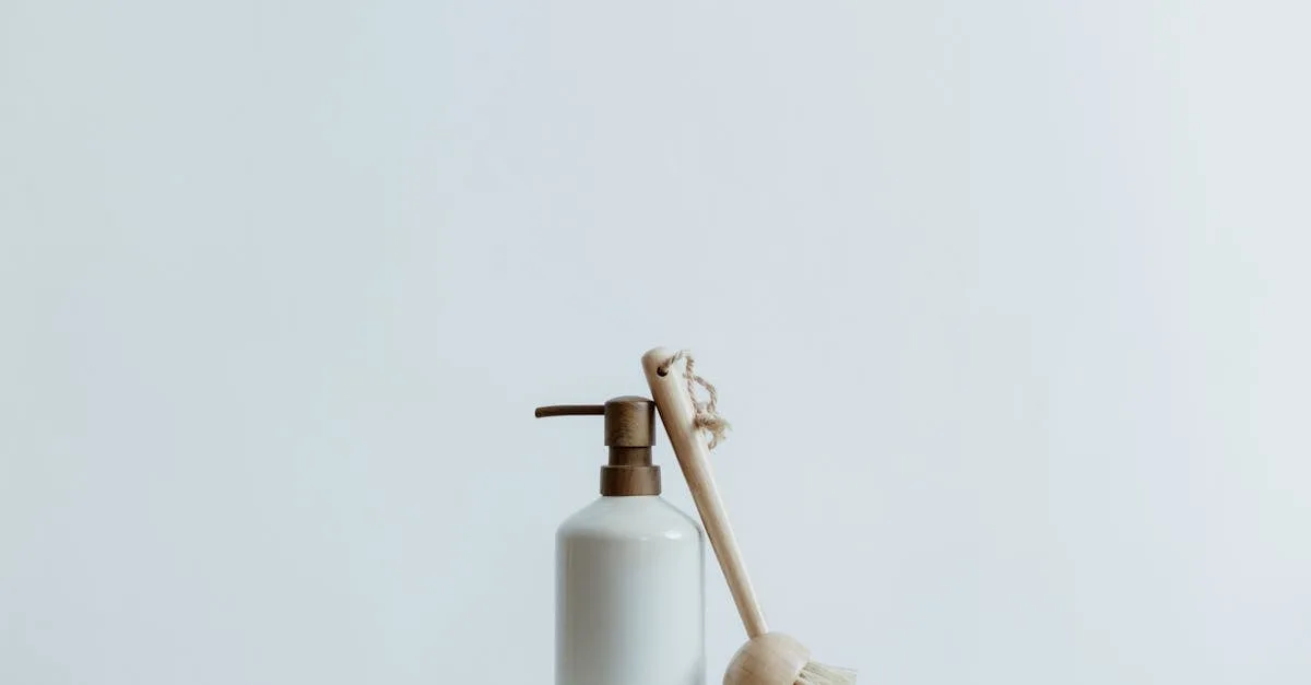 découvrez nos recettes simples et efficaces de produits de nettoyage faits maison pour une maison saine et écologique.